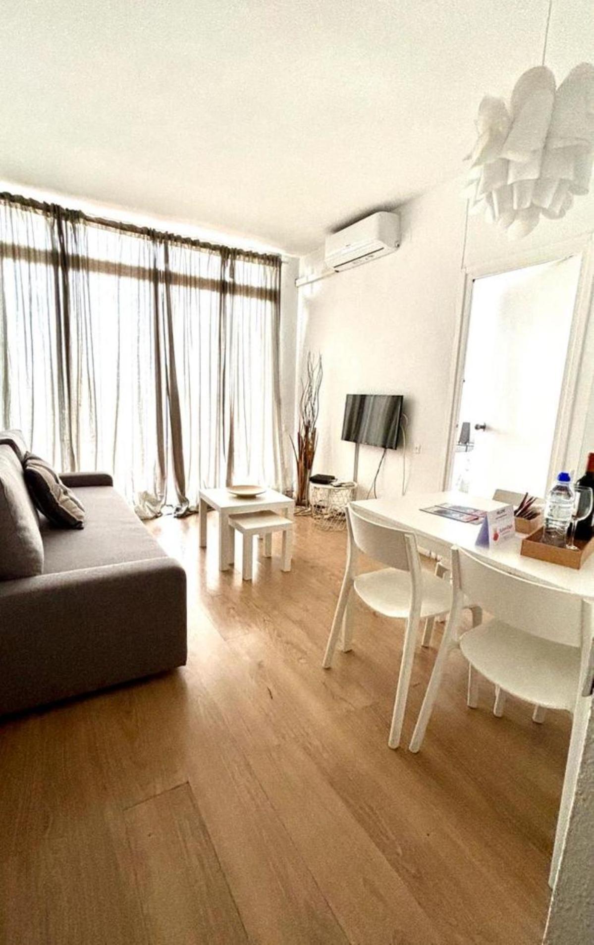 Ferienwohnung Sants Station Penthouse Barcelona Exterior foto
